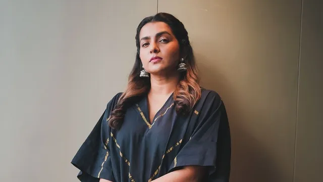 parvathy-thiruvothu-criticises-mohanlal-tovino-thomas-amma-resignation-amid-malayalam-industry-controversy-cowardly